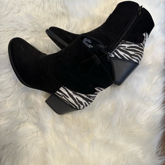 Sugar brand booties - Picture 6 of 7